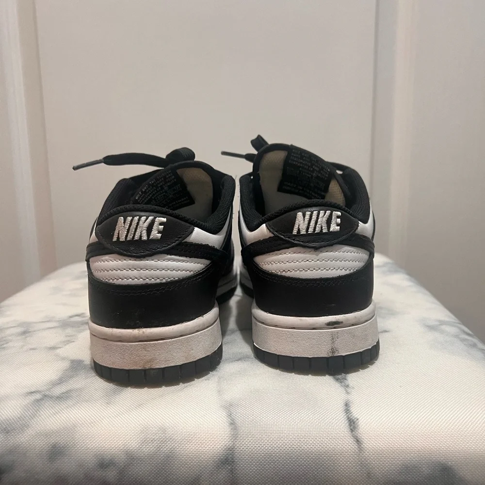 Nike women’s low dunk retro style “Pandas” - Picture 3 of 7